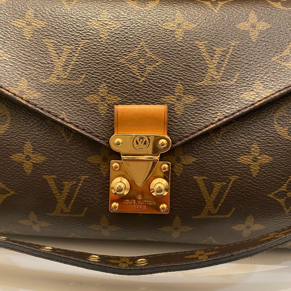 SOLD 🛑Louis Vuitton Métis Hobo Bag - Picture 4 of 16